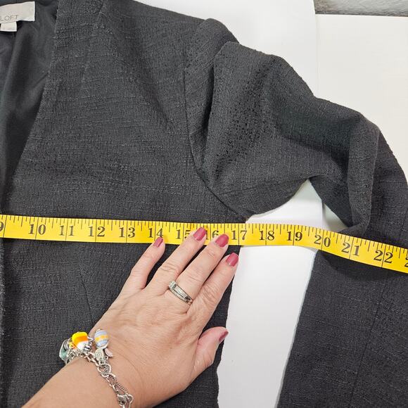 Ann Taylor LOFT Women’s Black Textured One Button Blazer Jacket Size 2 Workwear - Picture 8 of 10